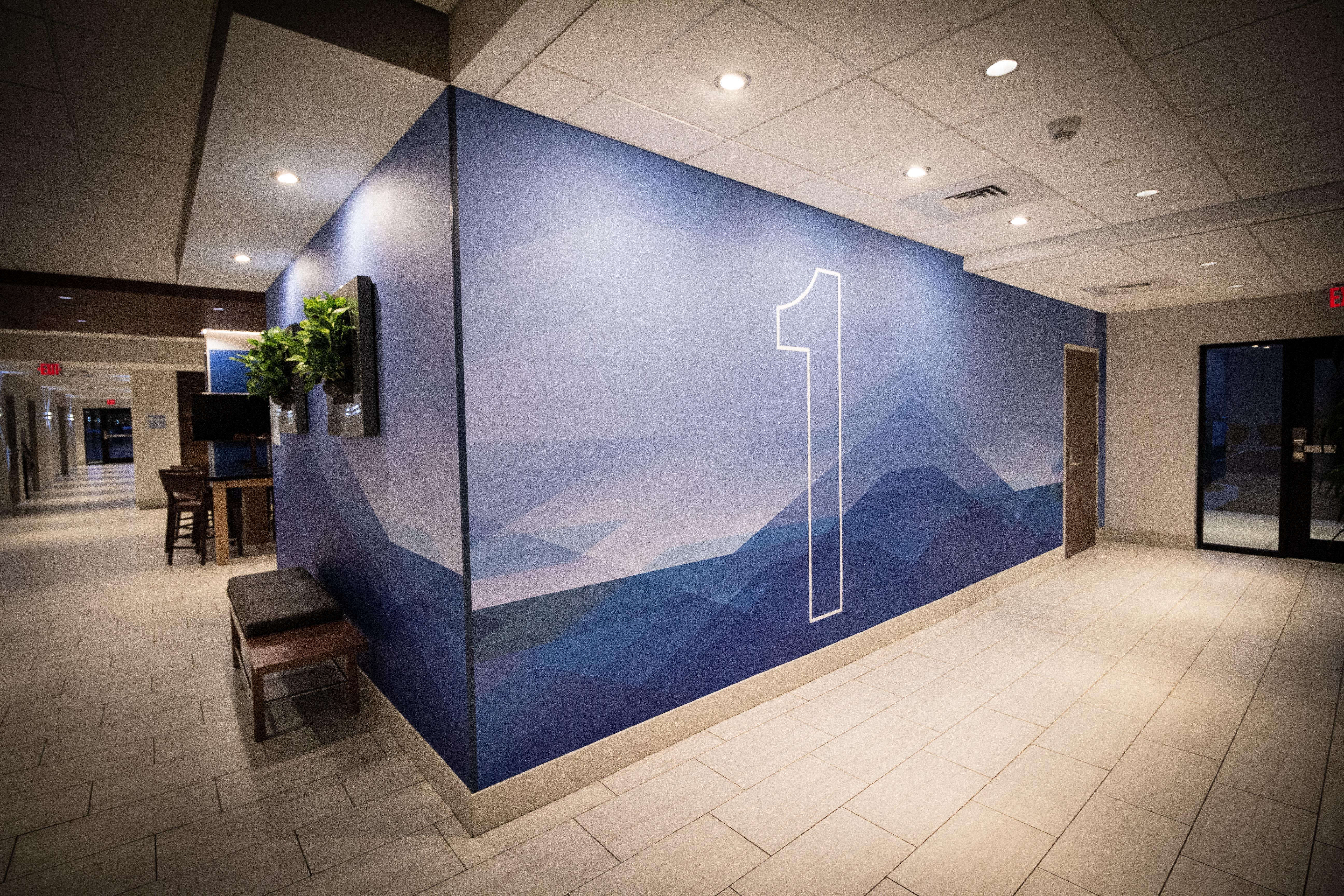 Holiday Inn Express & Suites - Boston South - Randolph By Ihg Ngoại thất bức ảnh