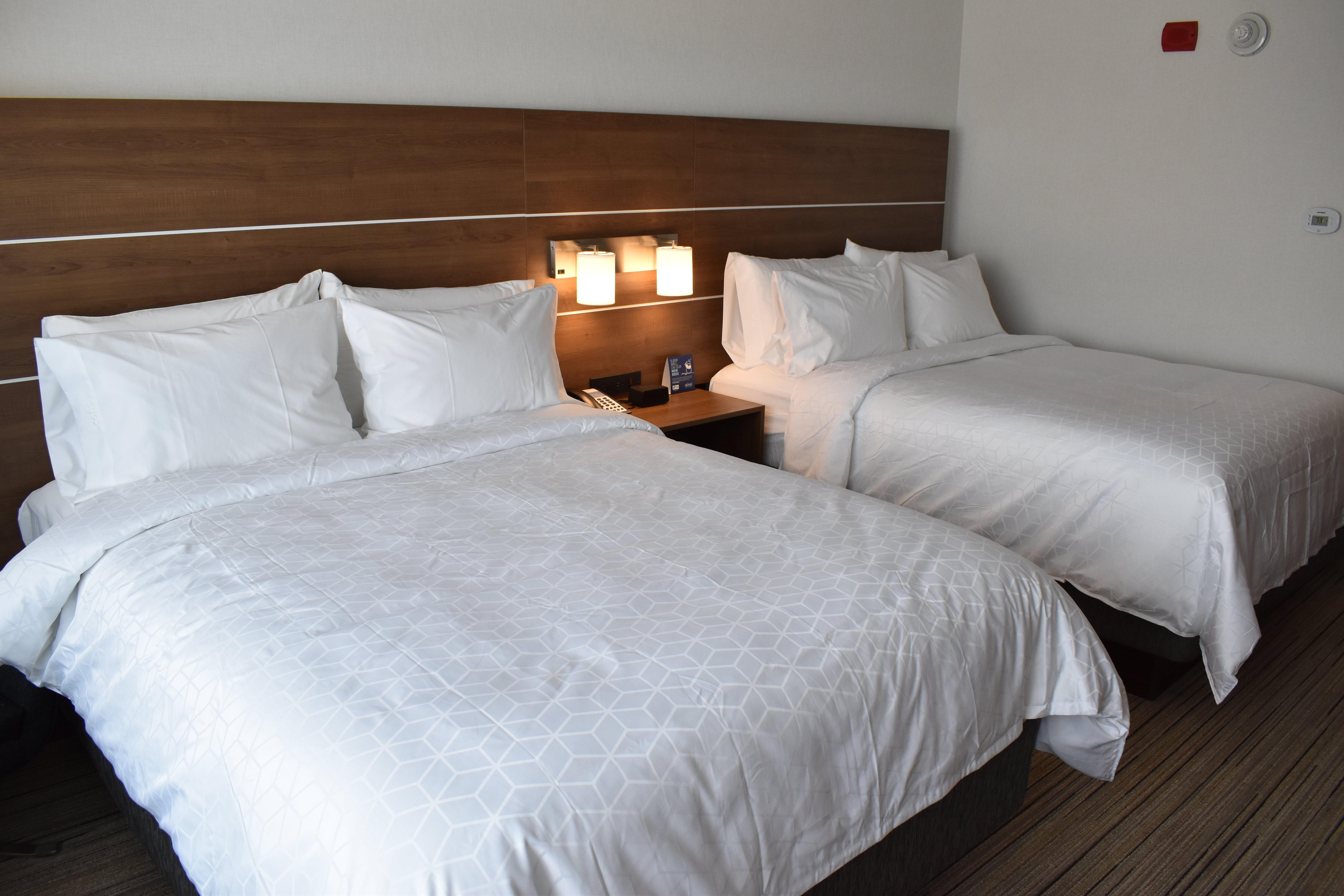 Holiday Inn Express & Suites - Boston South - Randolph By Ihg Ngoại thất bức ảnh