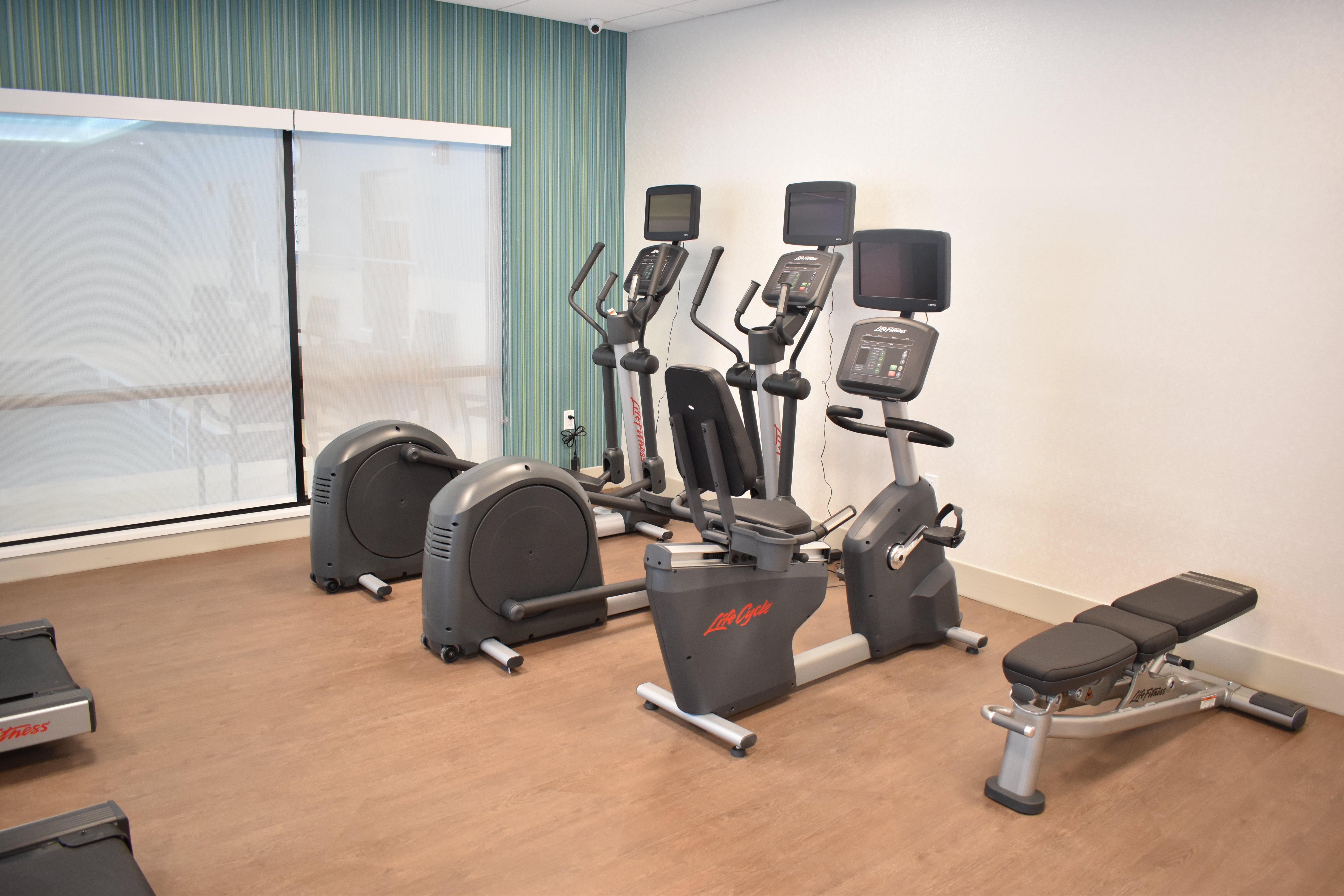 Holiday Inn Express & Suites - Boston South - Randolph By Ihg Ngoại thất bức ảnh