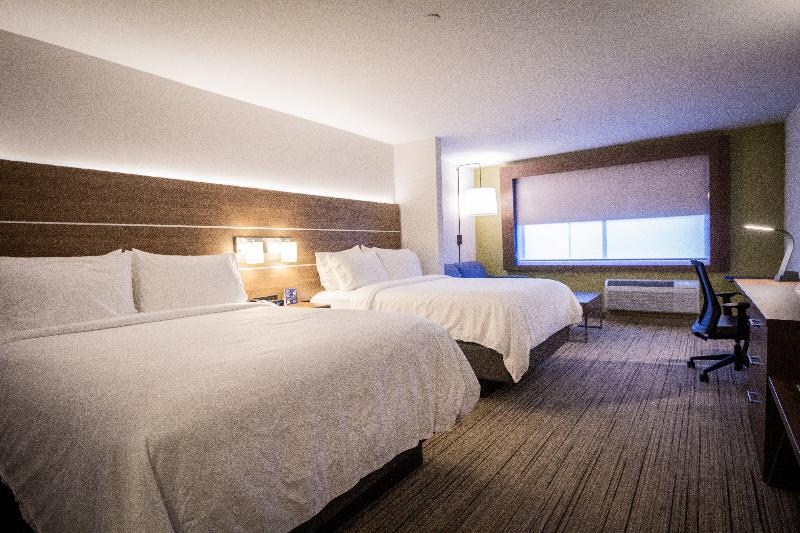 Holiday Inn Express & Suites - Boston South - Randolph By Ihg Ngoại thất bức ảnh